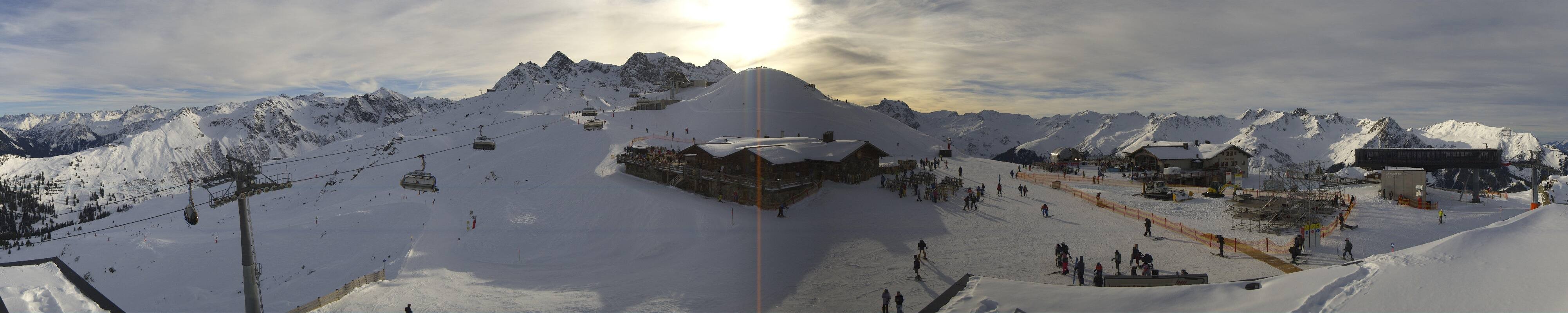 Archiv Foto Webcam Valisera Berg Sicht auf Nova Stoba