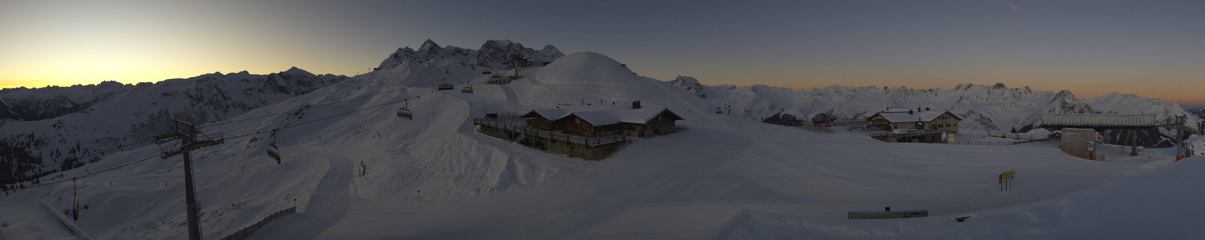 Archiv Foto Webcam Valisera Berg Sicht auf Nova Stoba