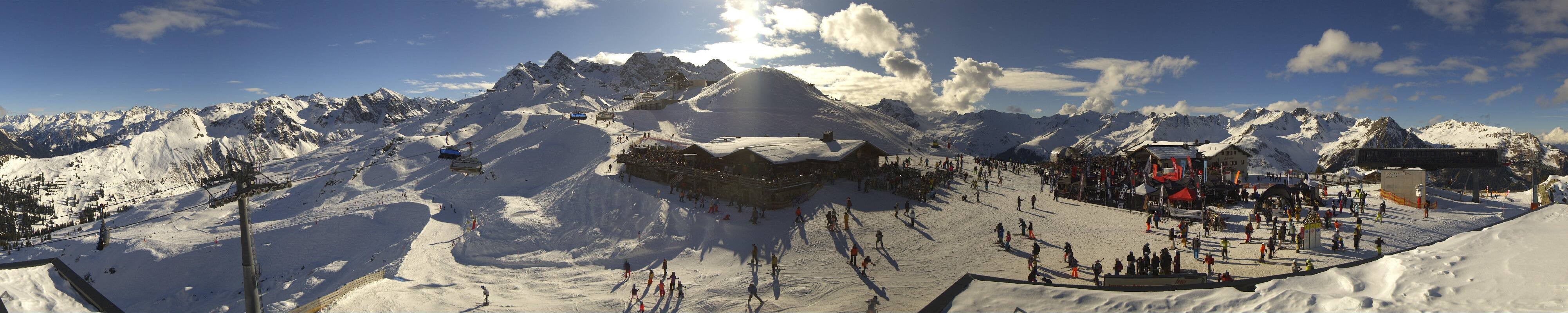 Archiv Foto Webcam Valisera Berg Sicht auf Nova Stoba