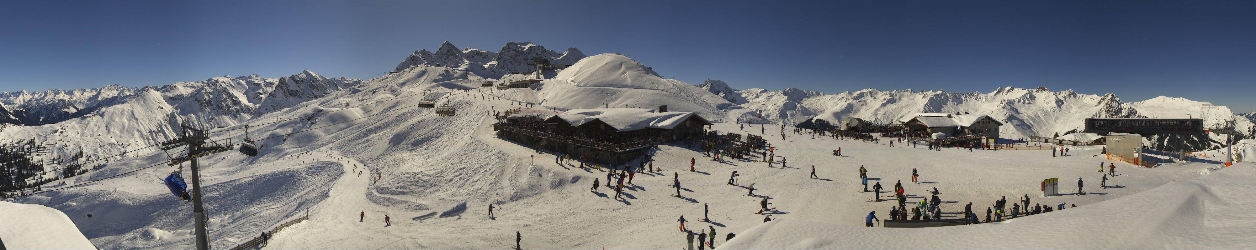 Archiv Foto Webcam Valisera Berg Sicht auf Nova Stoba