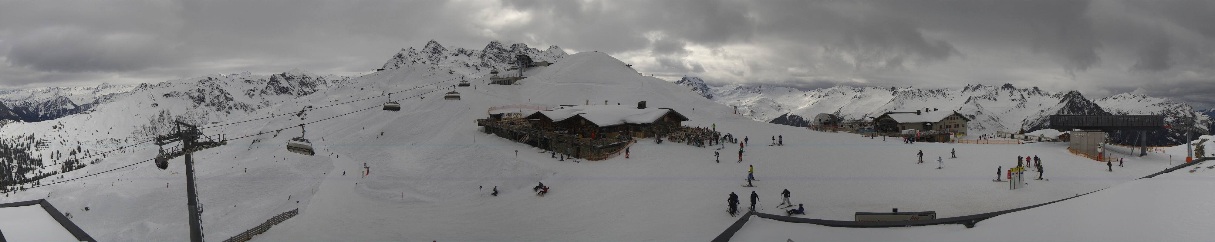 Archiv Foto Webcam Valisera Berg Sicht auf Nova Stoba