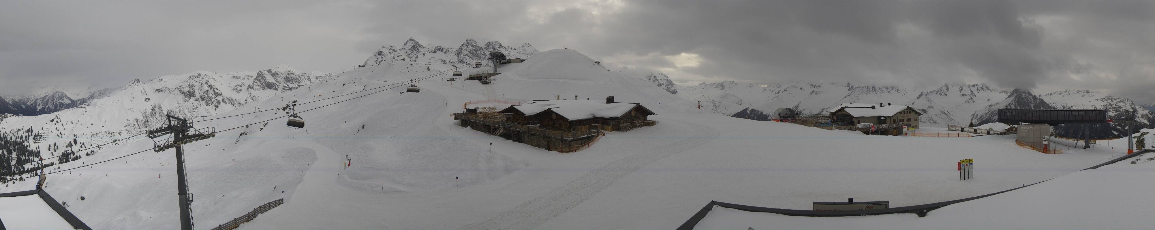 Archiv Foto Webcam Valisera Berg Sicht auf Nova Stoba