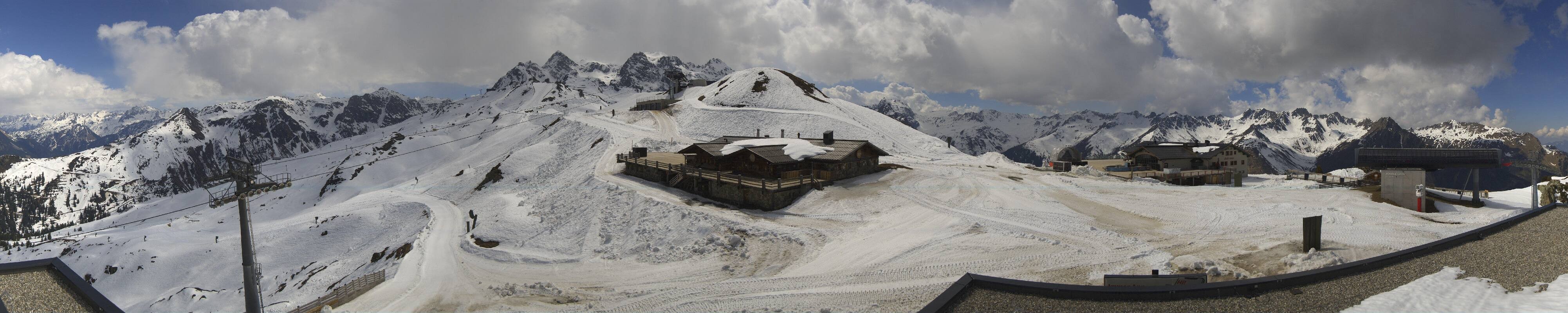 Archiv Foto Webcam Valisera Berg Sicht auf Nova Stoba