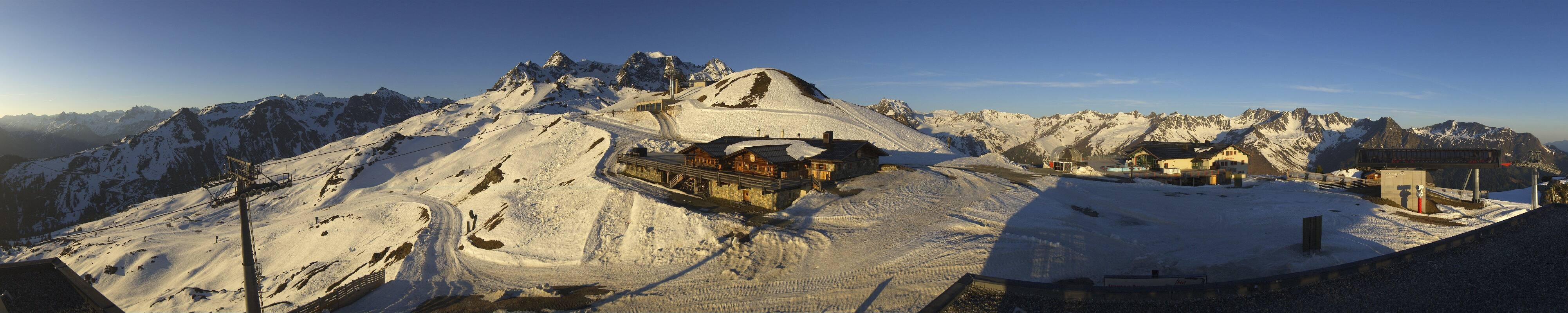 Archiv Foto Webcam Valisera Berg Sicht auf Nova Stoba