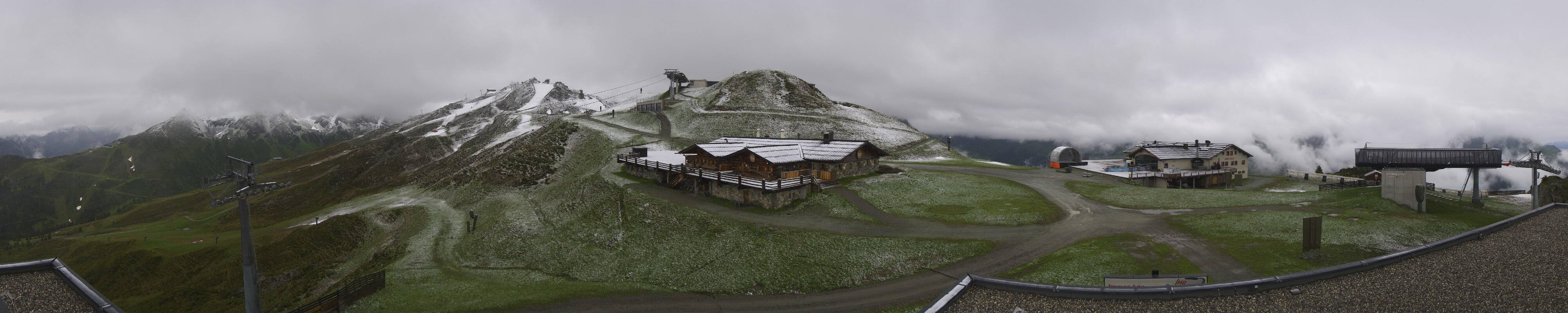 Archiv Foto Webcam Valisera Berg Sicht auf Nova Stoba