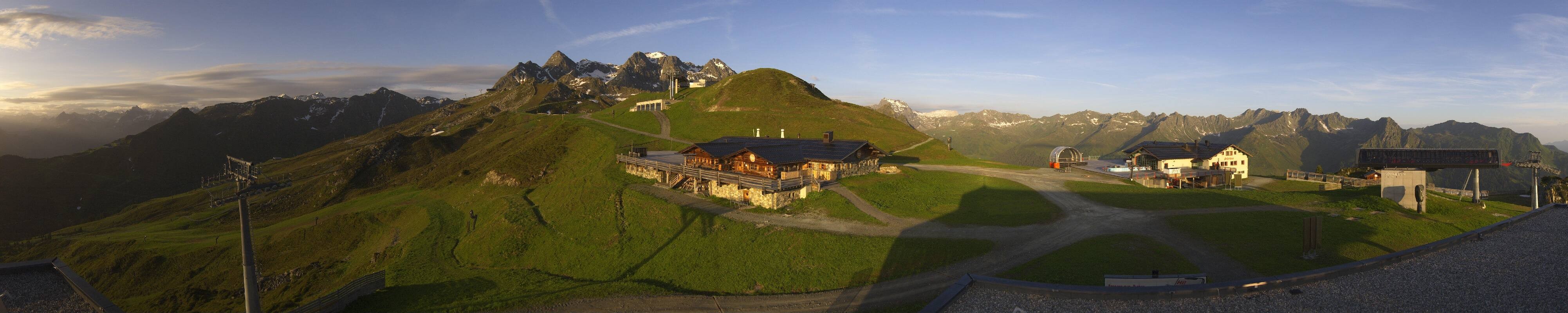 Archiv Foto Webcam Valisera Berg Sicht auf Nova Stoba