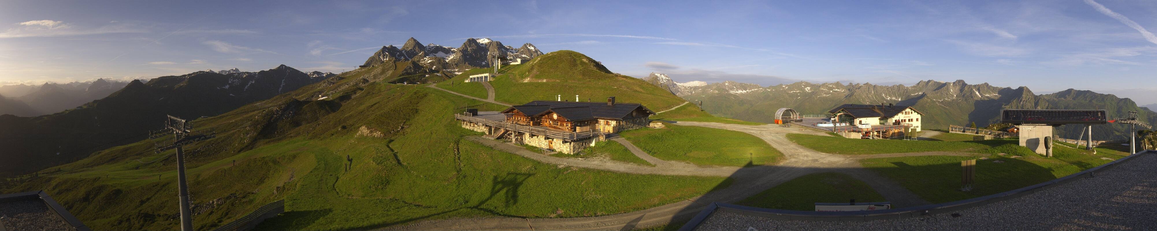 Archiv Foto Webcam Valisera Berg Sicht auf Nova Stoba