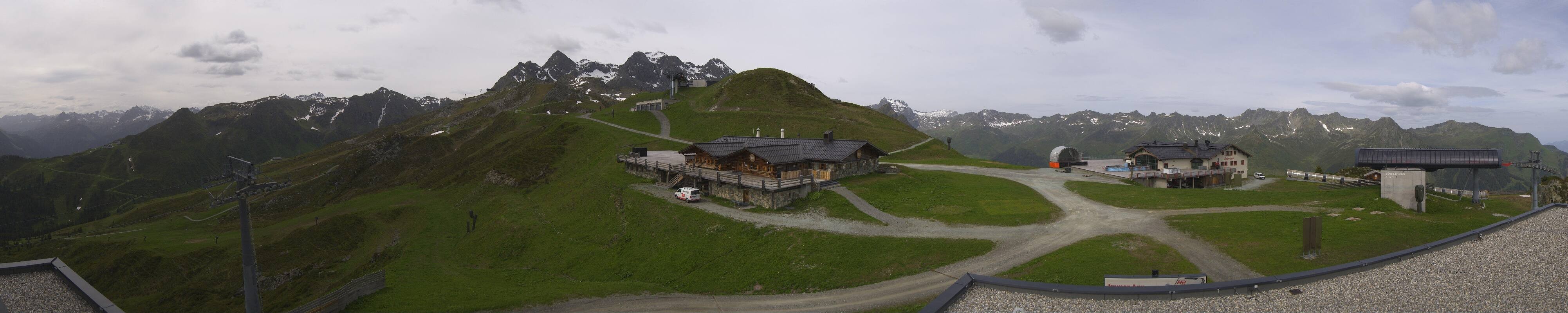 Archiv Foto Webcam Valisera Berg Sicht auf Nova Stoba