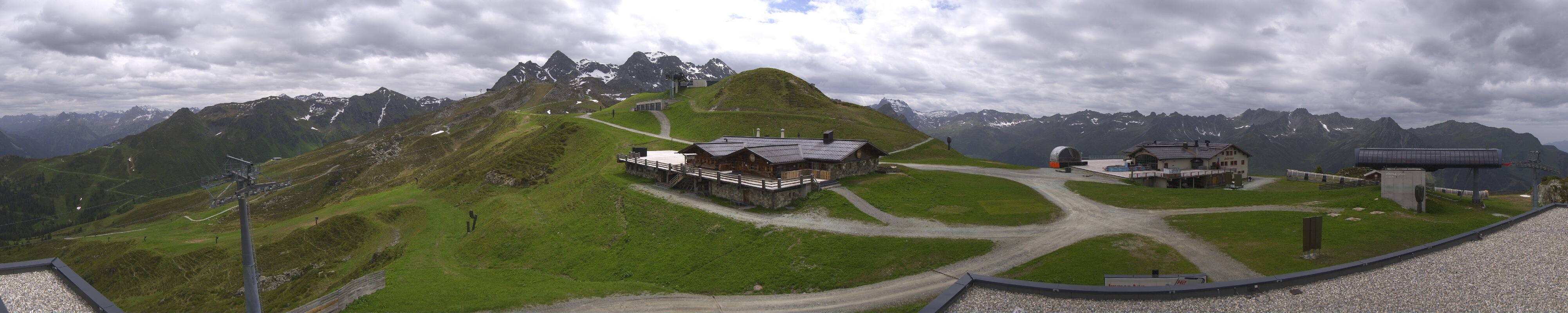 Archiv Foto Webcam Valisera Berg Sicht auf Nova Stoba