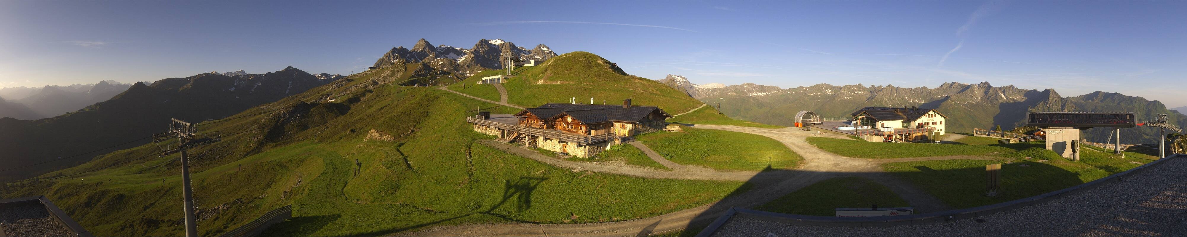 Archiv Foto Webcam Valisera Berg Sicht auf Nova Stoba