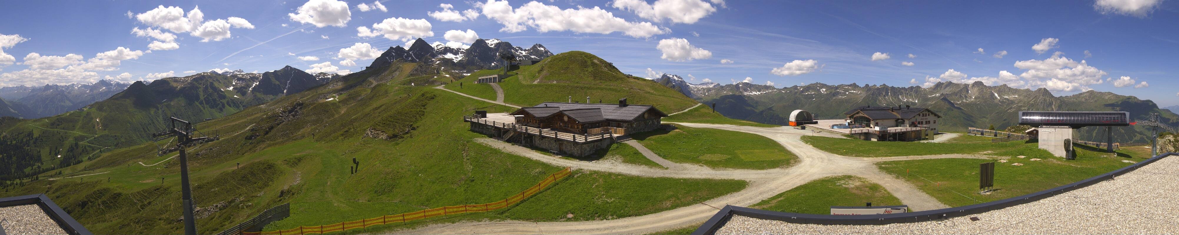 Archiv Foto Webcam Valisera Berg Sicht auf Nova Stoba