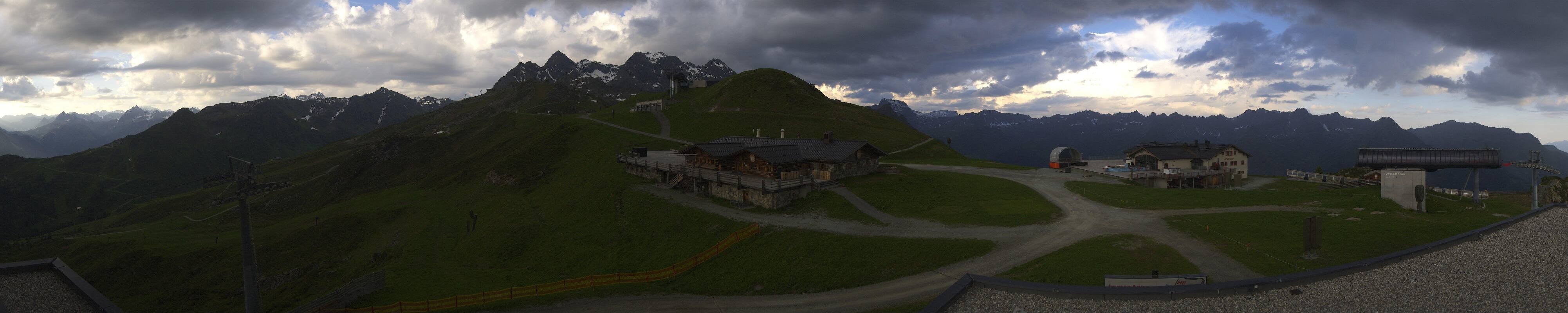 Archiv Foto Webcam Valisera Berg Sicht auf Nova Stoba