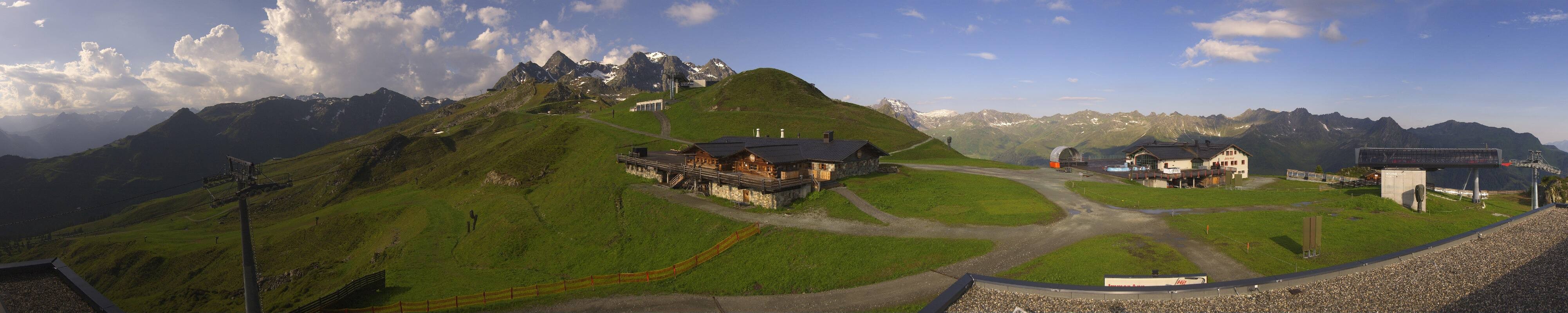 Archiv Foto Webcam Valisera Berg Sicht auf Nova Stoba