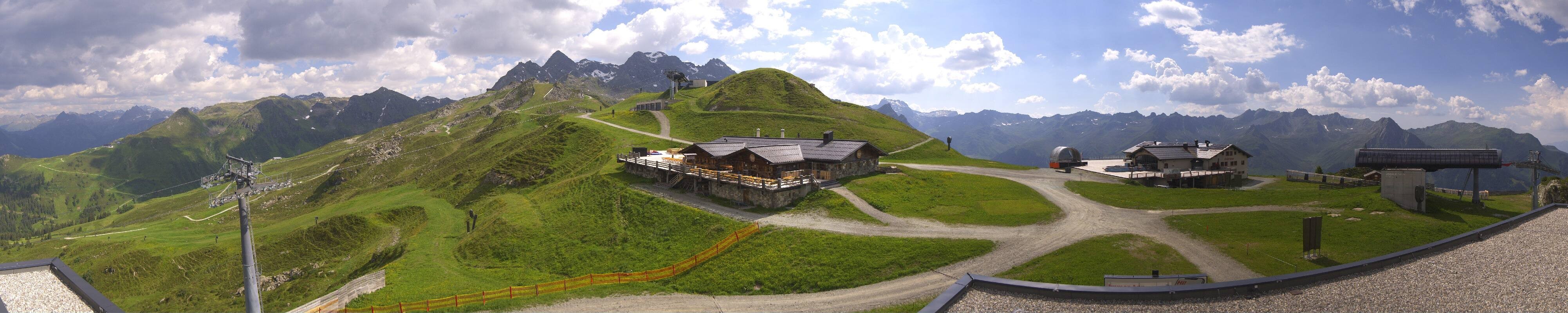 Archiv Foto Webcam Valisera Berg Sicht auf Nova Stoba