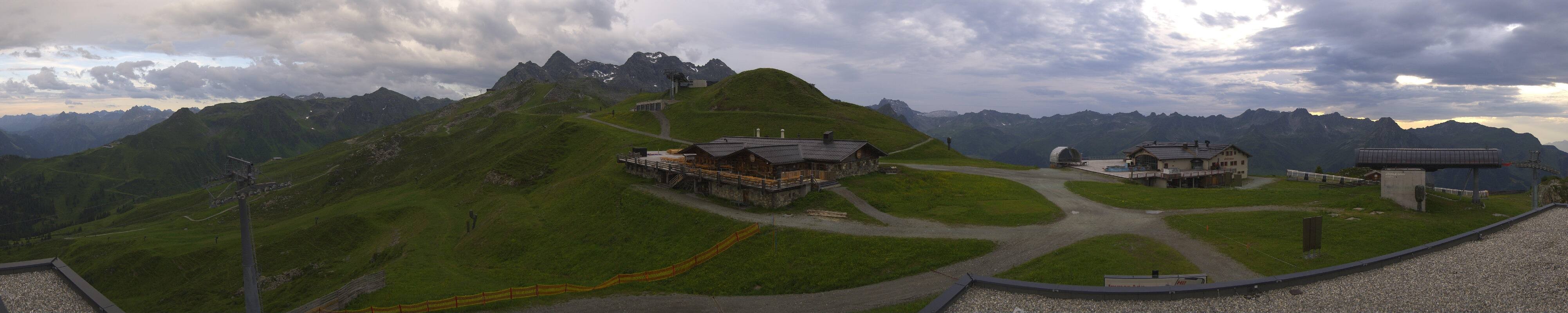 Archiv Foto Webcam Valisera Berg Sicht auf Nova Stoba