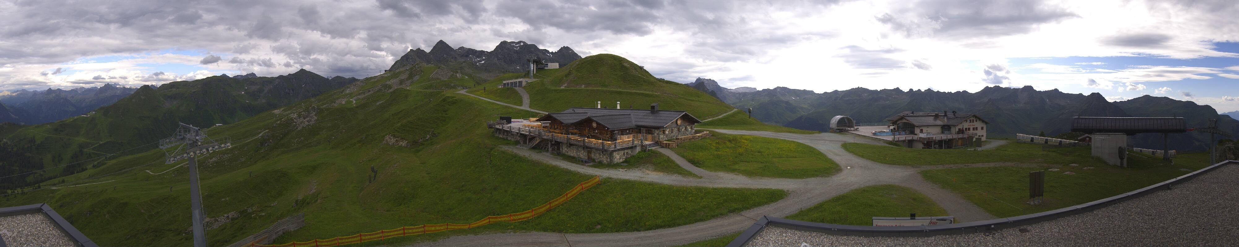 Archiv Foto Webcam Valisera Berg Sicht auf Nova Stoba