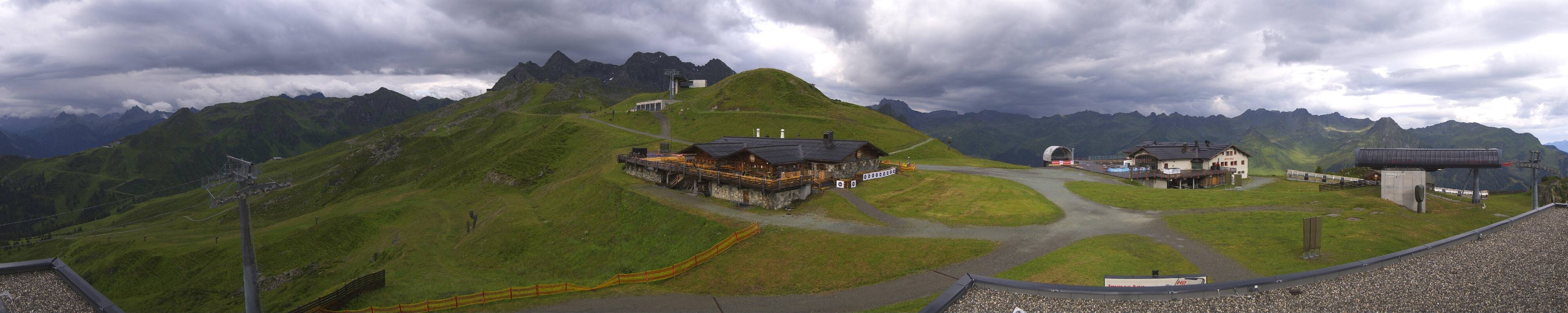 Archiv Foto Webcam Valisera Berg Sicht auf Nova Stoba
