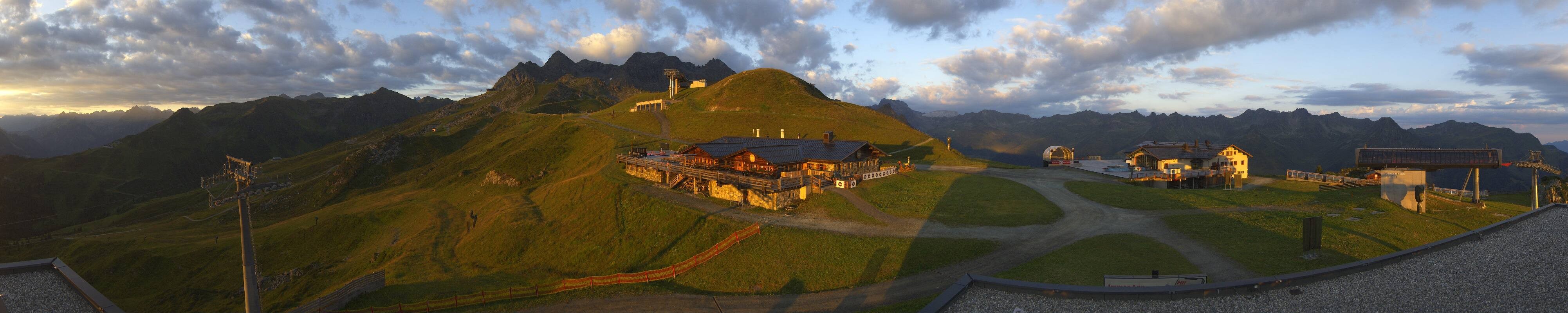 Archiv Foto Webcam Valisera Berg Sicht auf Nova Stoba