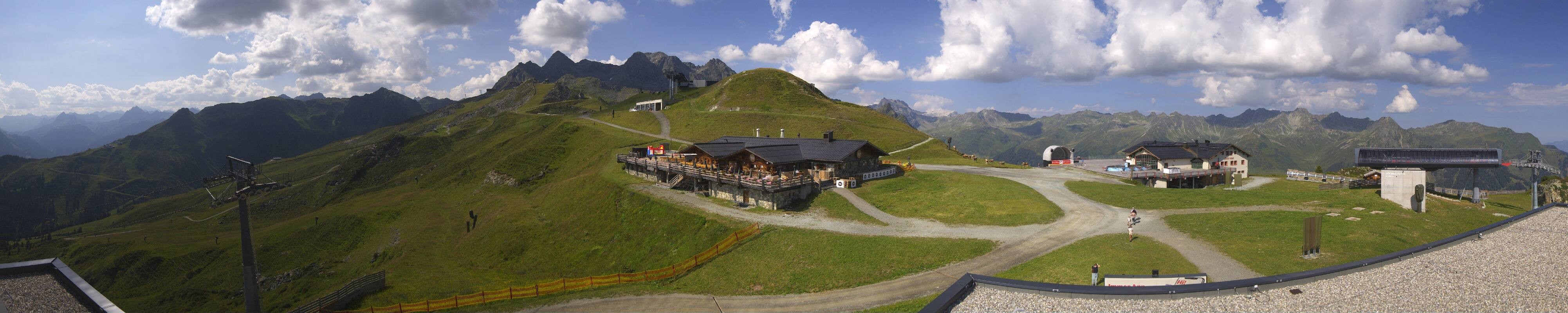 Archiv Foto Webcam Valisera Berg Sicht auf Nova Stoba