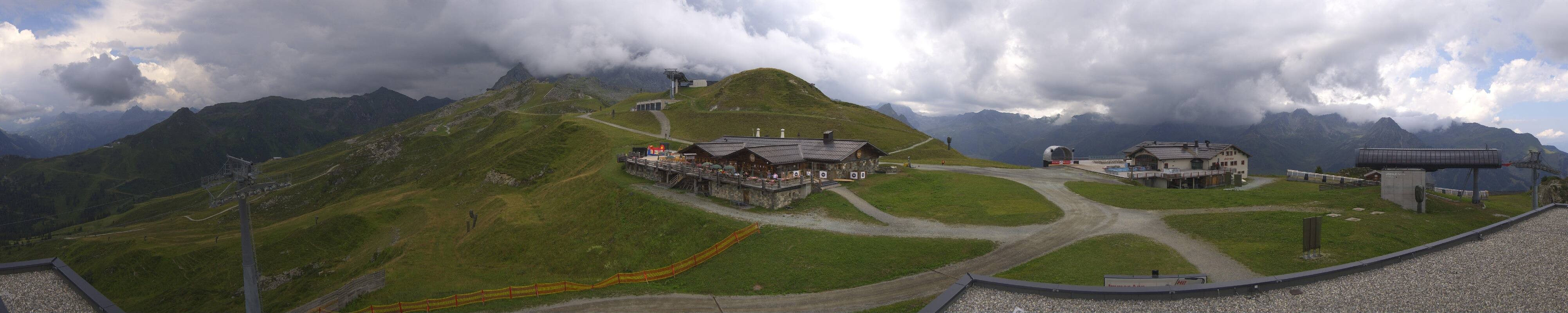 Archiv Foto Webcam Valisera Berg Sicht auf Nova Stoba