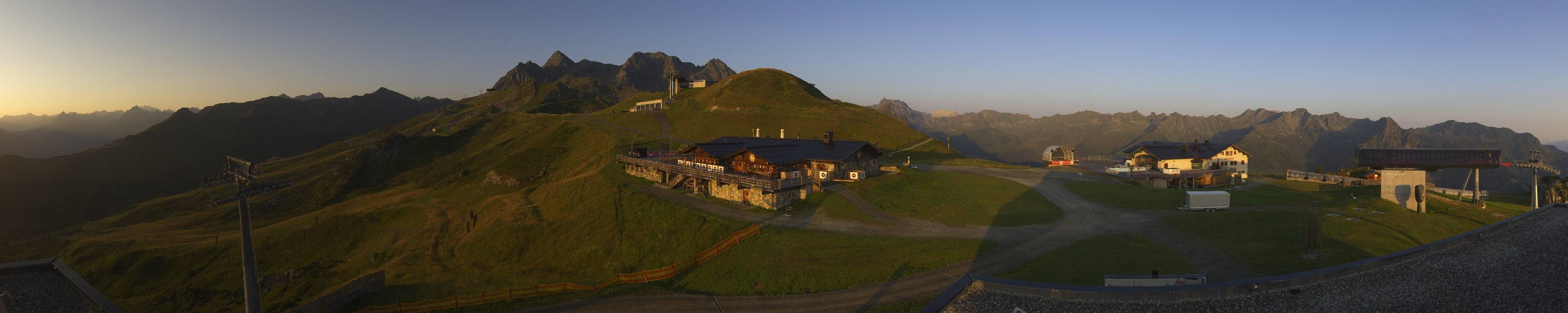 Archiv Foto Webcam Valisera Berg Sicht auf Nova Stoba