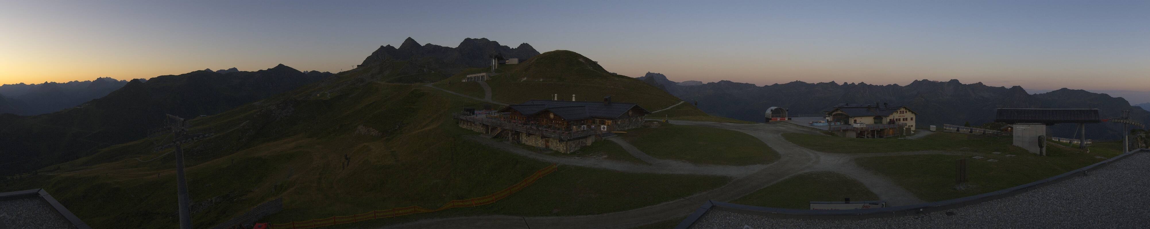 Archiv Foto Webcam Valisera Berg Sicht auf Nova Stoba