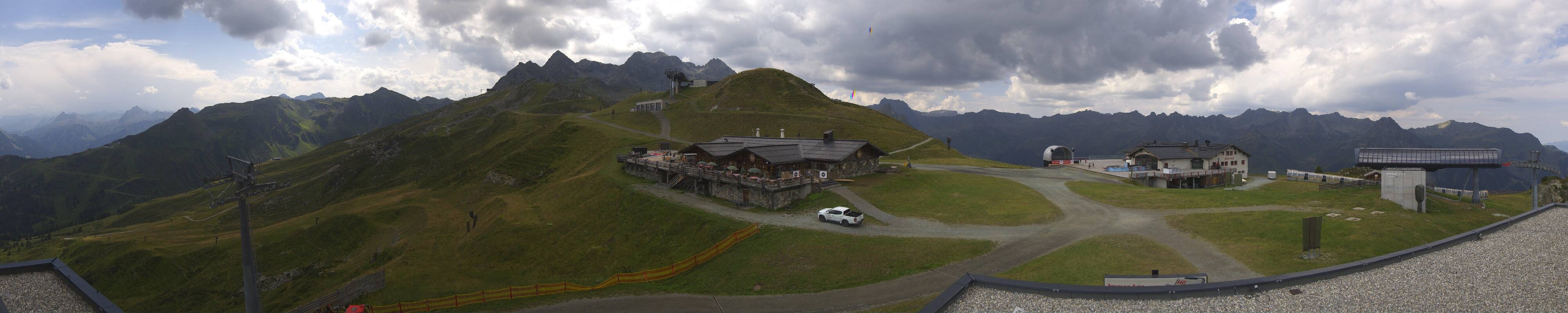 Archiv Foto Webcam Valisera Berg Sicht auf Nova Stoba