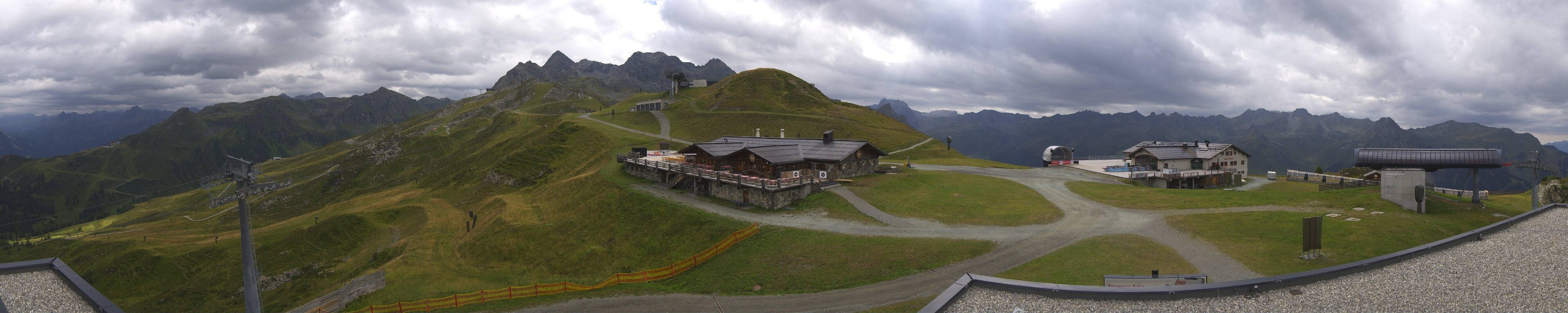 Archiv Foto Webcam Valisera Berg Sicht auf Nova Stoba