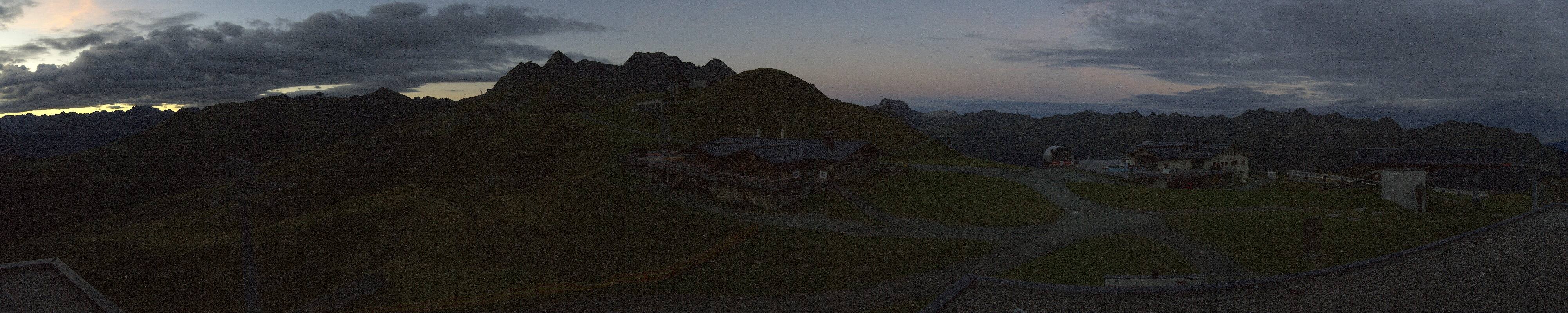 Archiv Foto Webcam Valisera Berg Sicht auf Nova Stoba