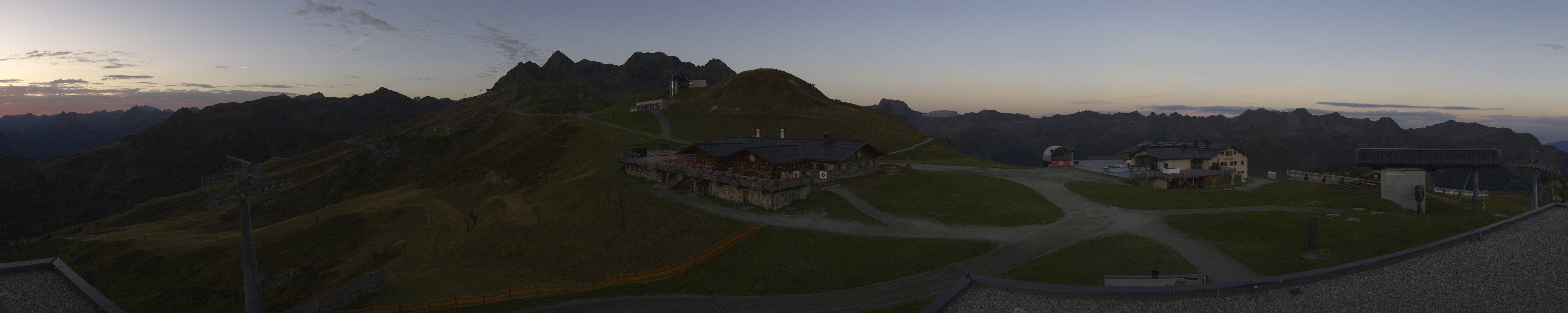 Archiv Foto Webcam Valisera Berg Sicht auf Nova Stoba