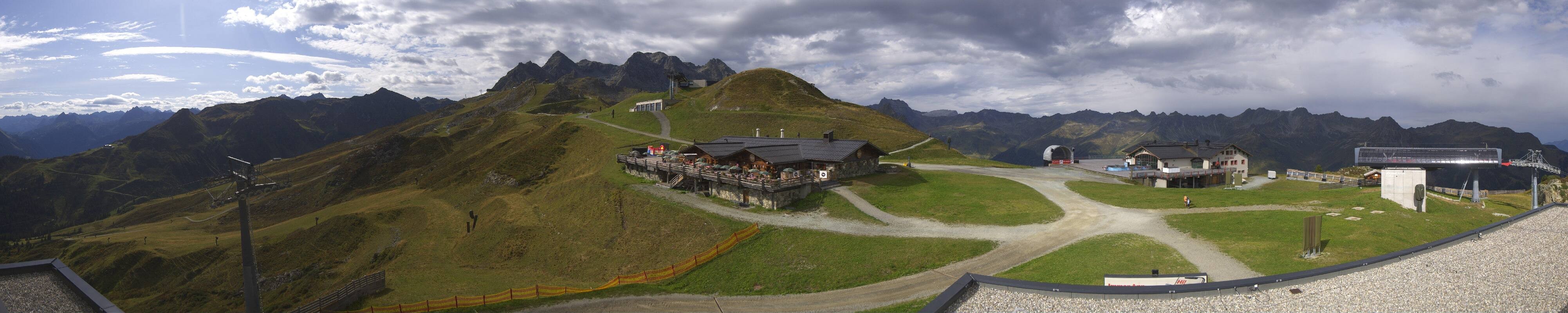 Archiv Foto Webcam Valisera Berg Sicht auf Nova Stoba