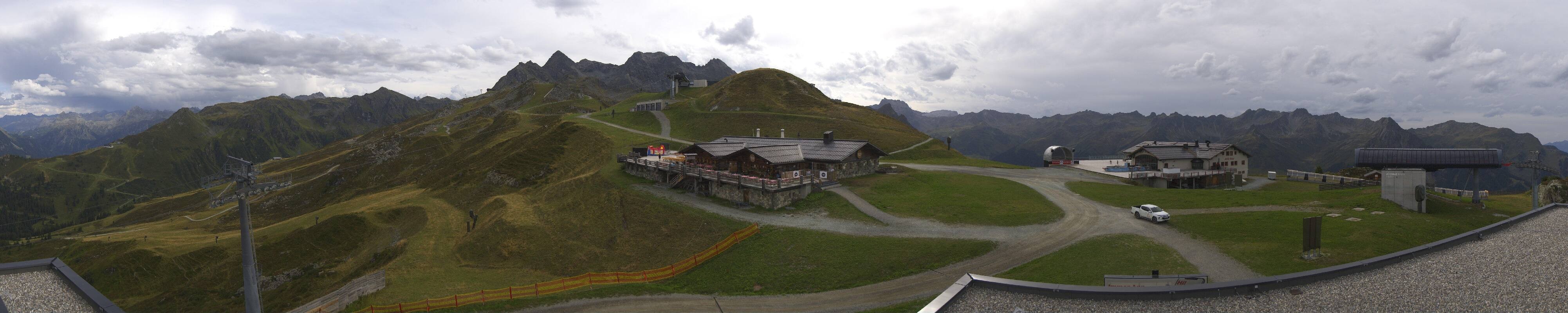 Archiv Foto Webcam Valisera Berg Sicht auf Nova Stoba