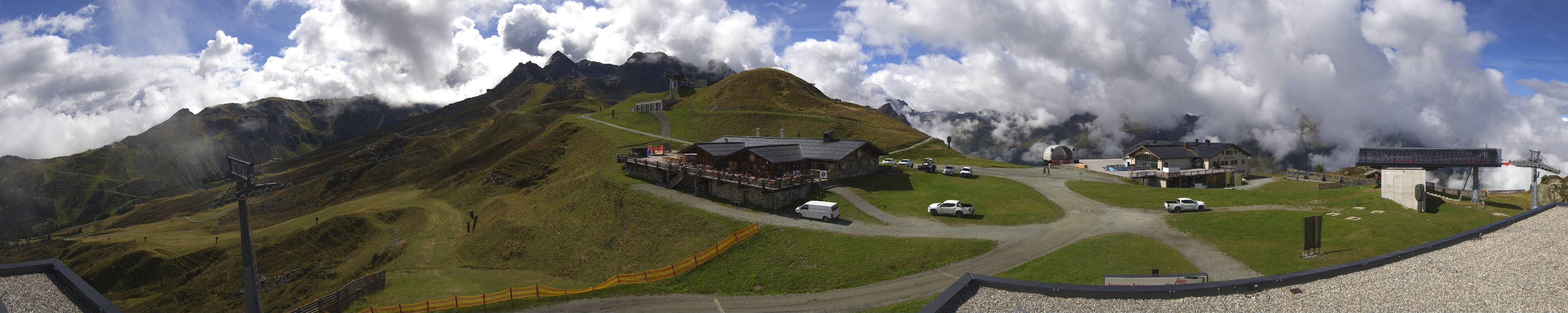 Archived image Webcam View of Valisera mountain towards Nova Stoba