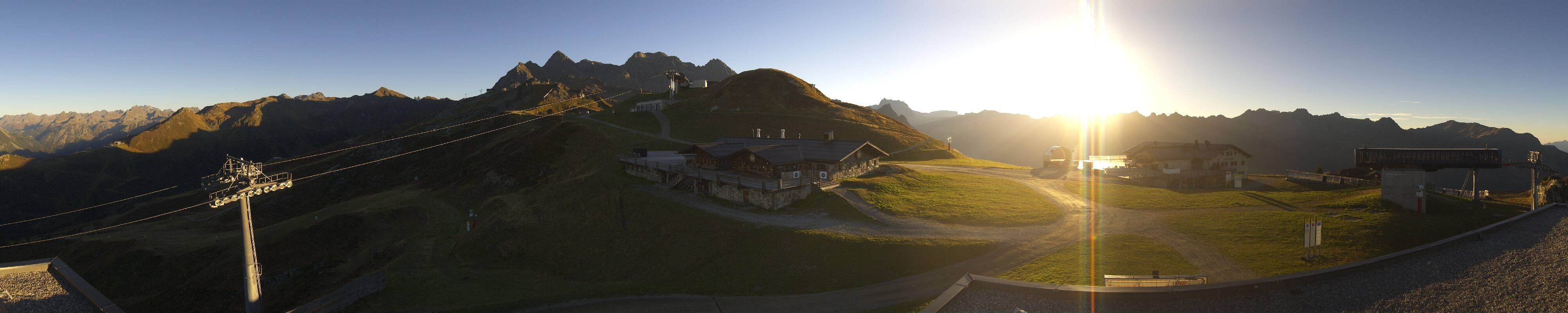 Archiv Foto Webcam Valisera Berg Sicht auf Nova Stoba