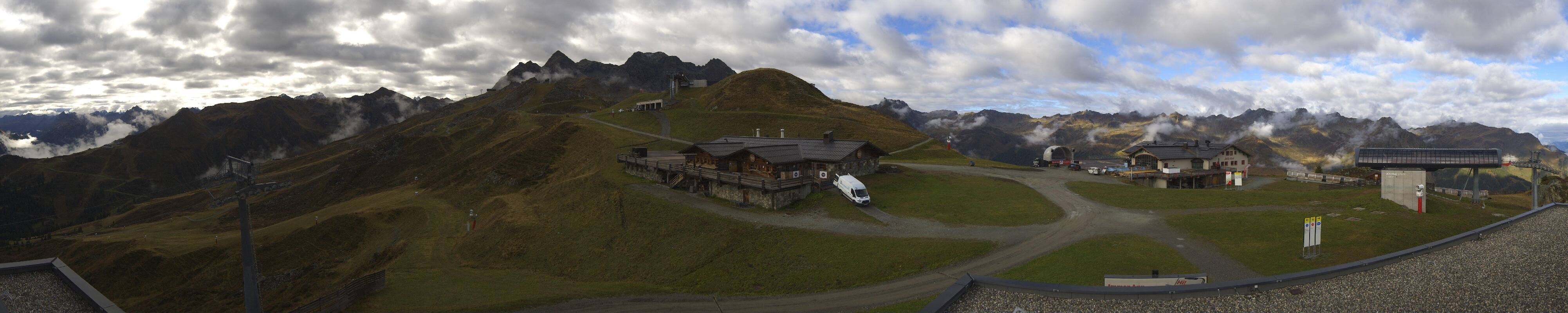 Archiv Foto Webcam Valisera Berg Sicht auf Nova Stoba