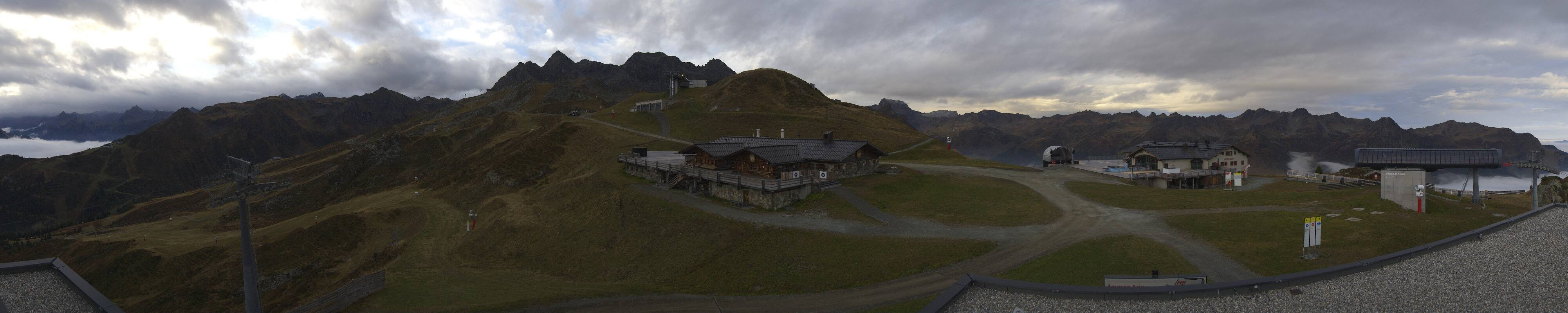 Archived image Webcam View of Valisera mountain towards Nova Stoba