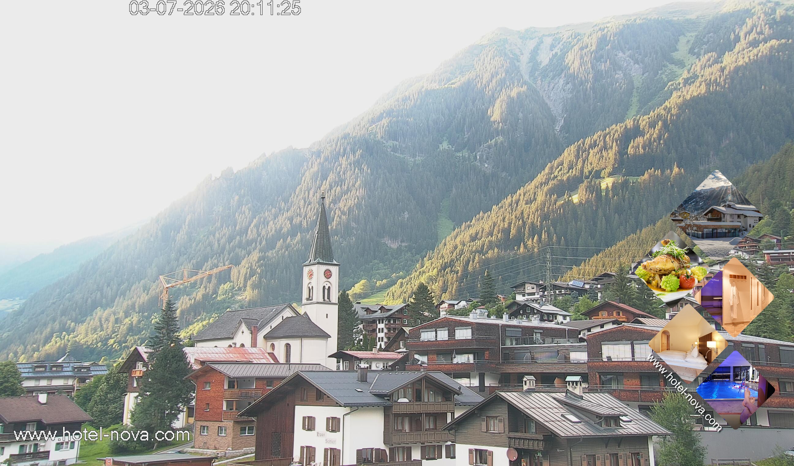 Archiv Foto Webcam Gaschurn Ortszentrum