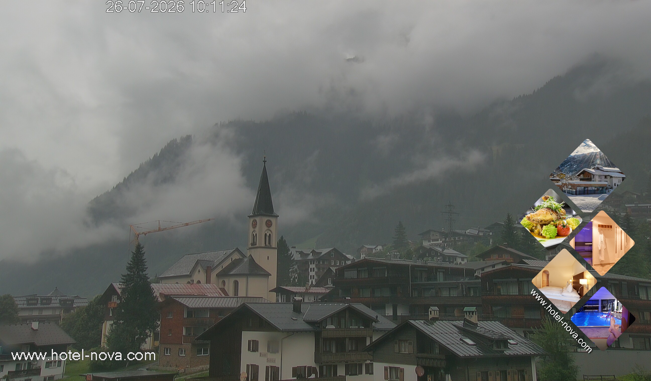 Archiv Foto Webcam Gaschurn Ortszentrum