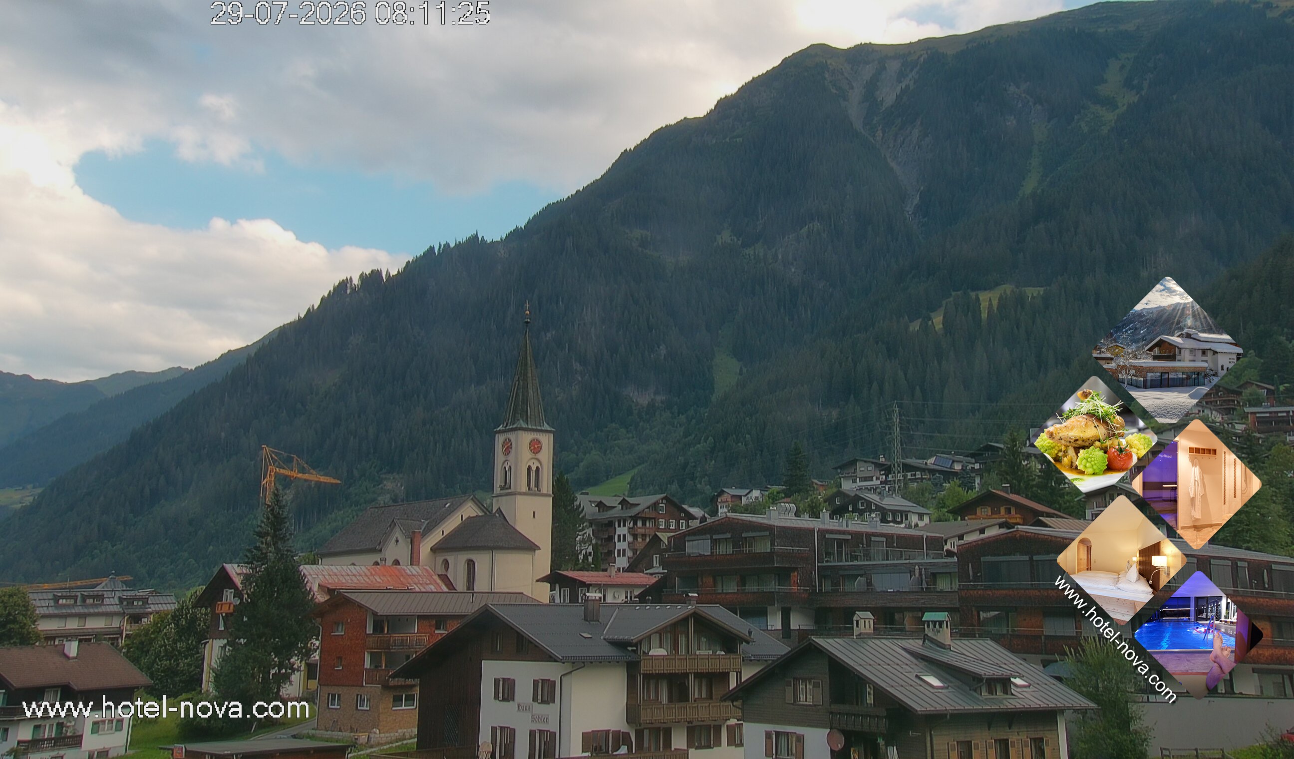 Archiv Foto Webcam Gaschurn Ortszentrum