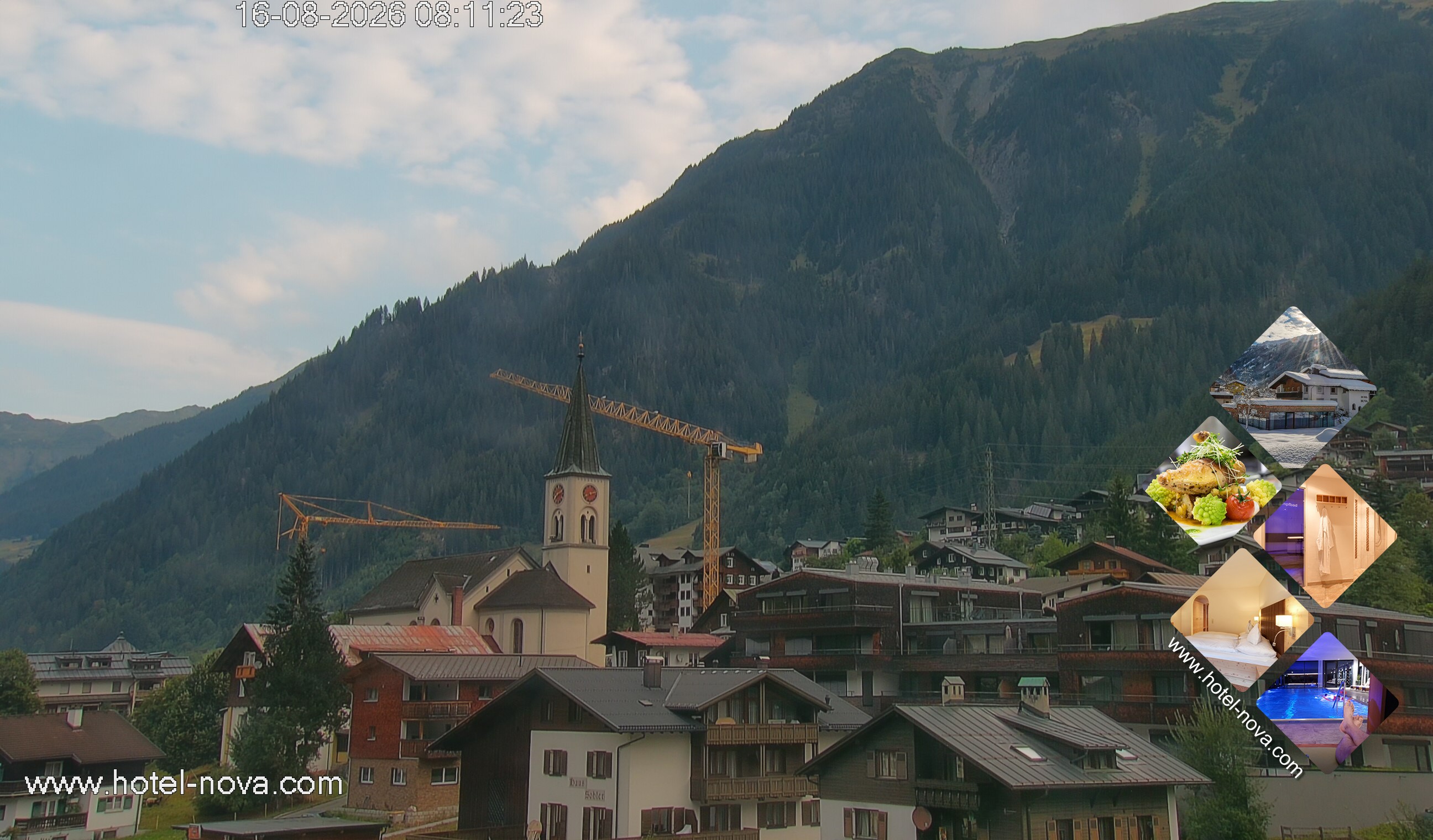 Archiv Foto Webcam Gaschurn Ortszentrum