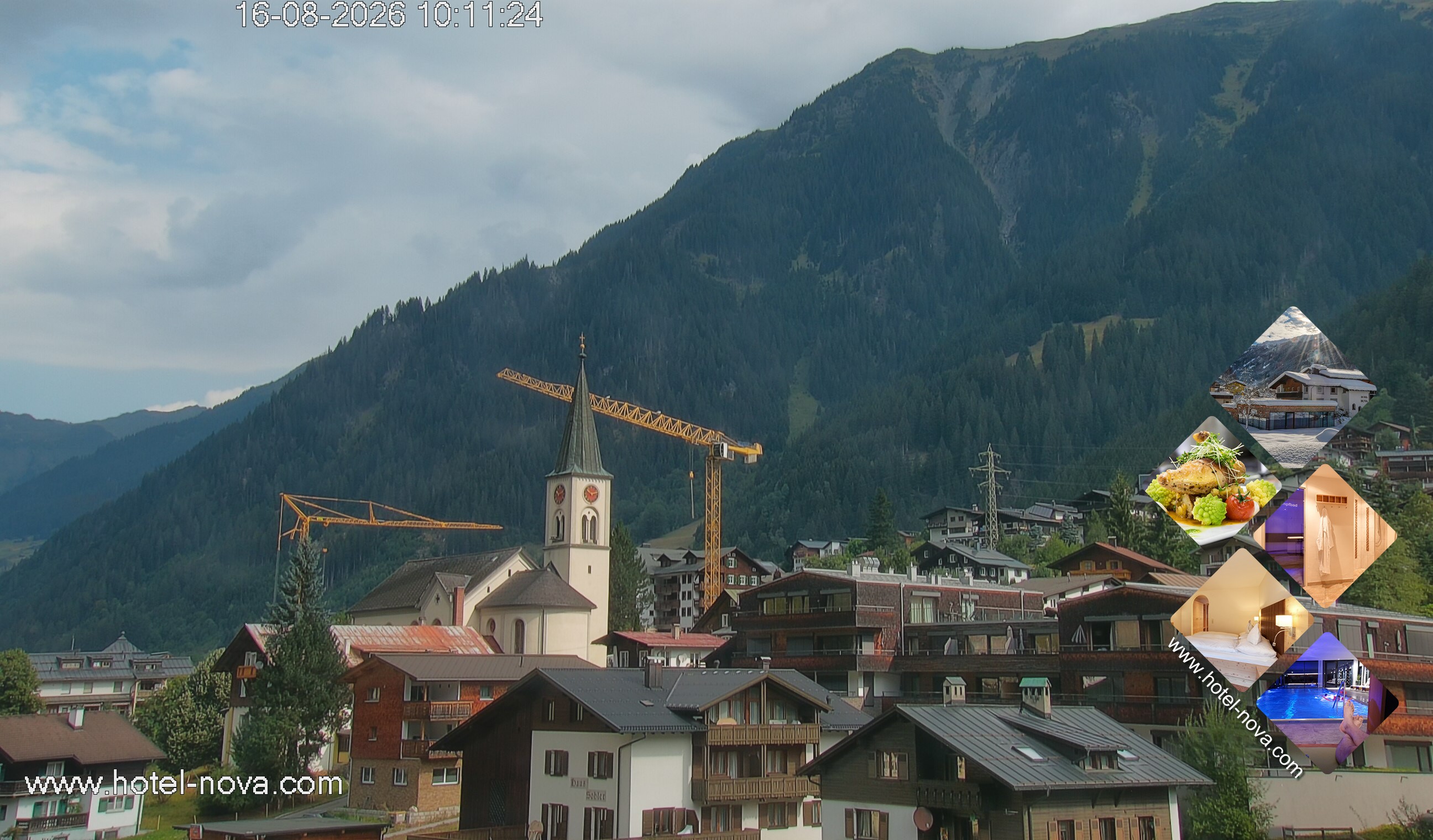 Archiv Foto Webcam Gaschurn Ortszentrum