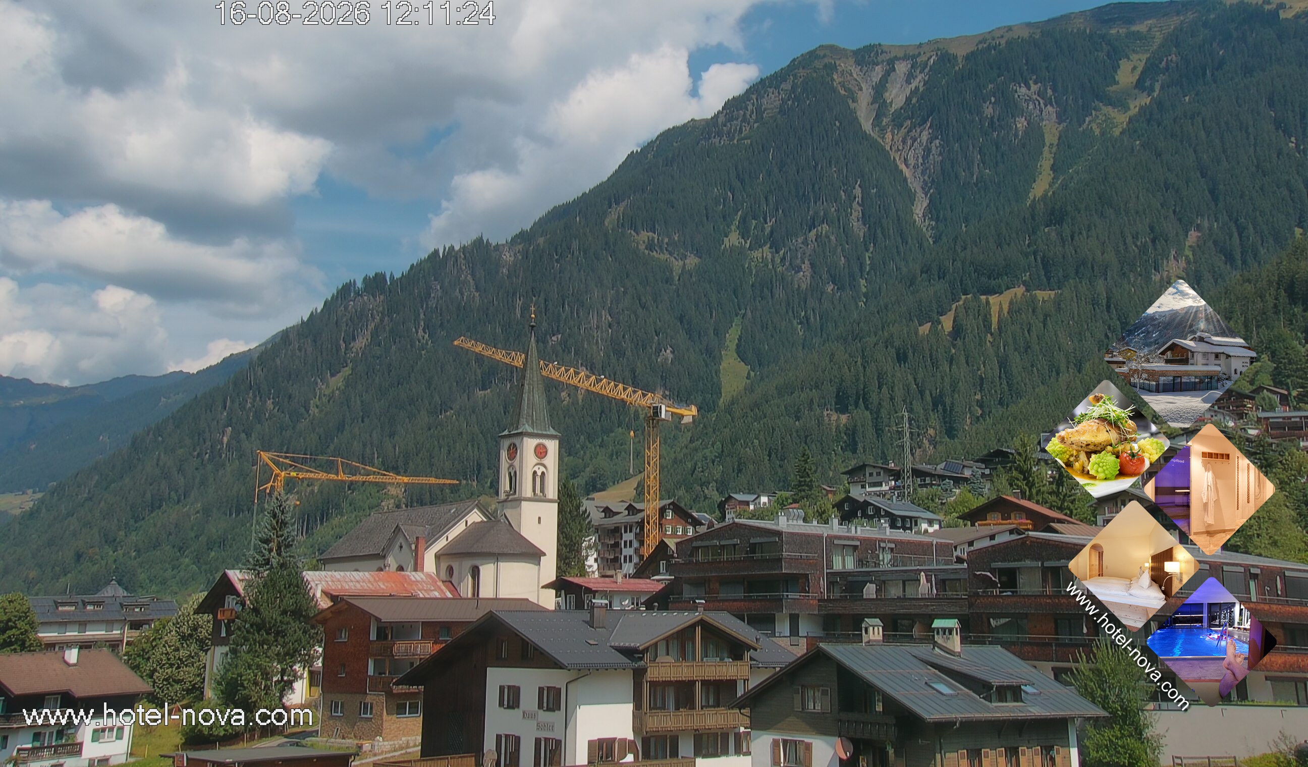 Archiv Foto Webcam Gaschurn Ortszentrum