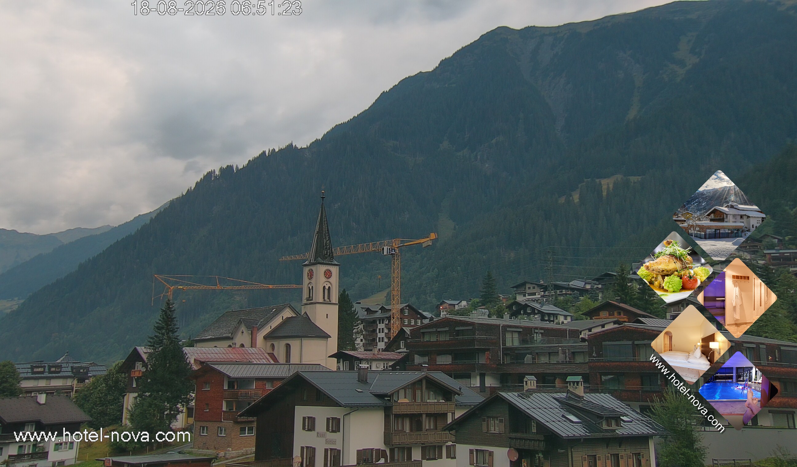 Archiv Foto Webcam Gaschurn Ortszentrum