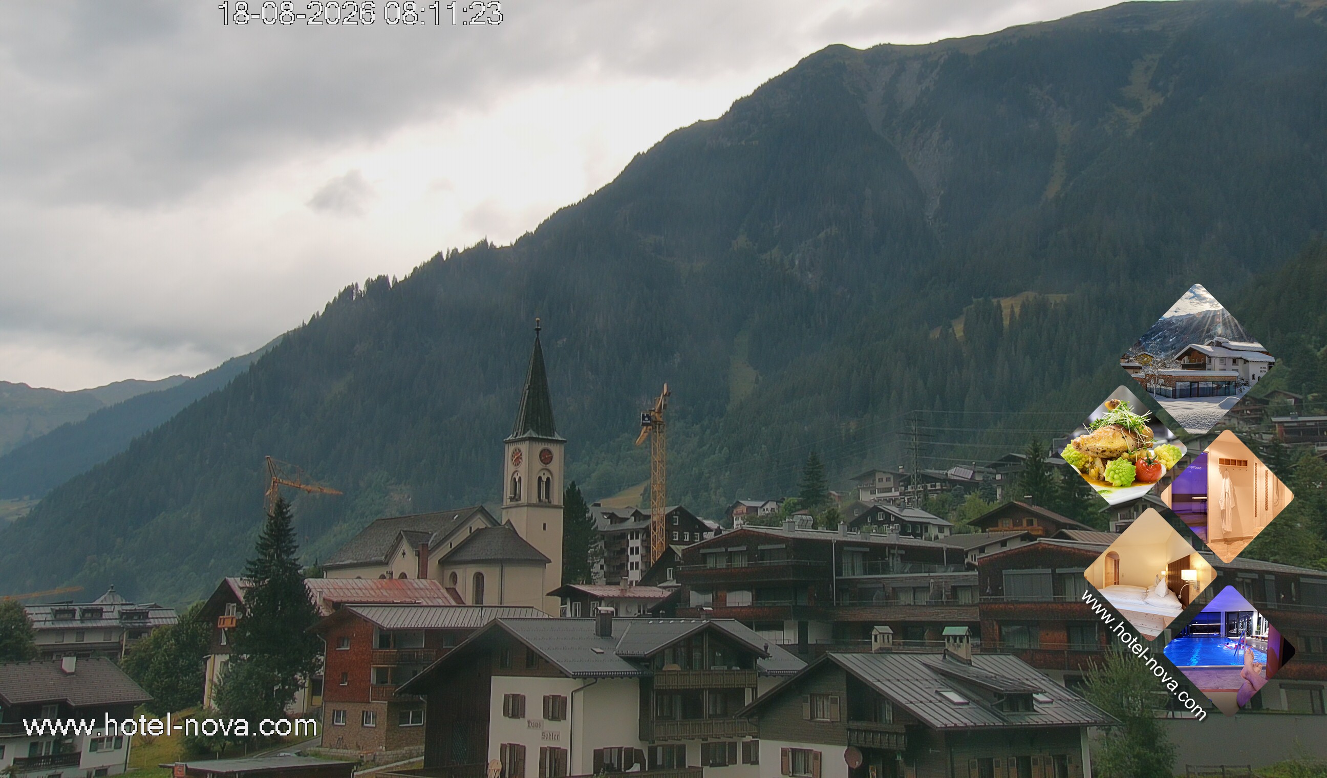 Archiv Foto Webcam Gaschurn Ortszentrum
