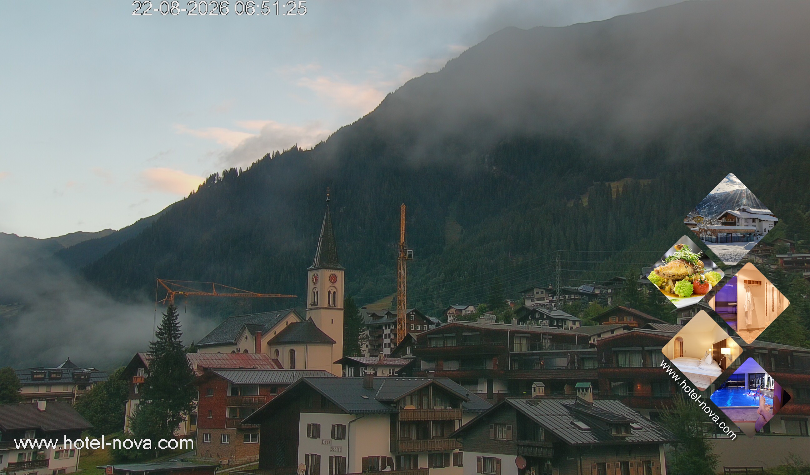 Archiv Foto Webcam Gaschurn Ortszentrum