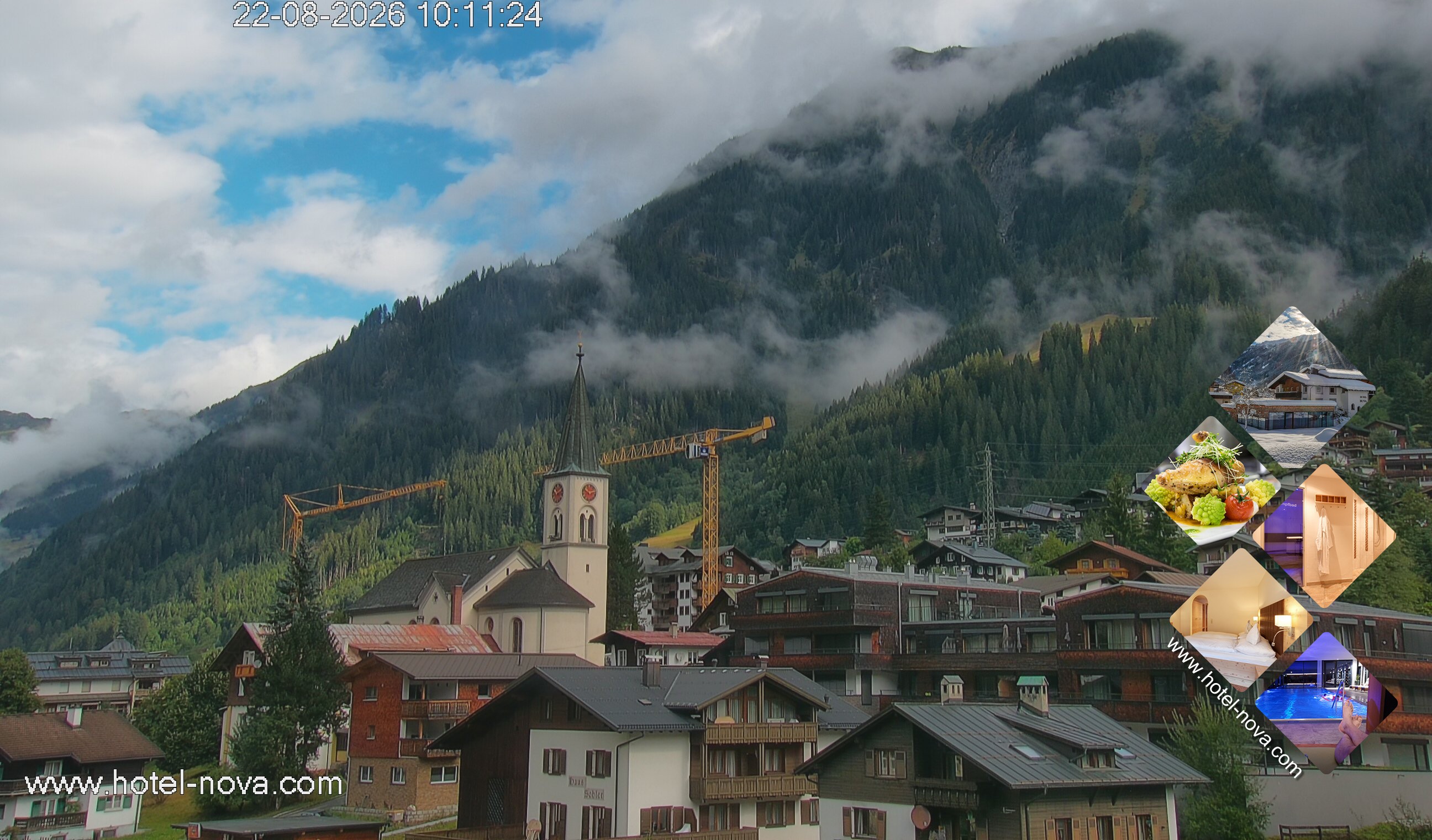 Archiv Foto Webcam Gaschurn Ortszentrum