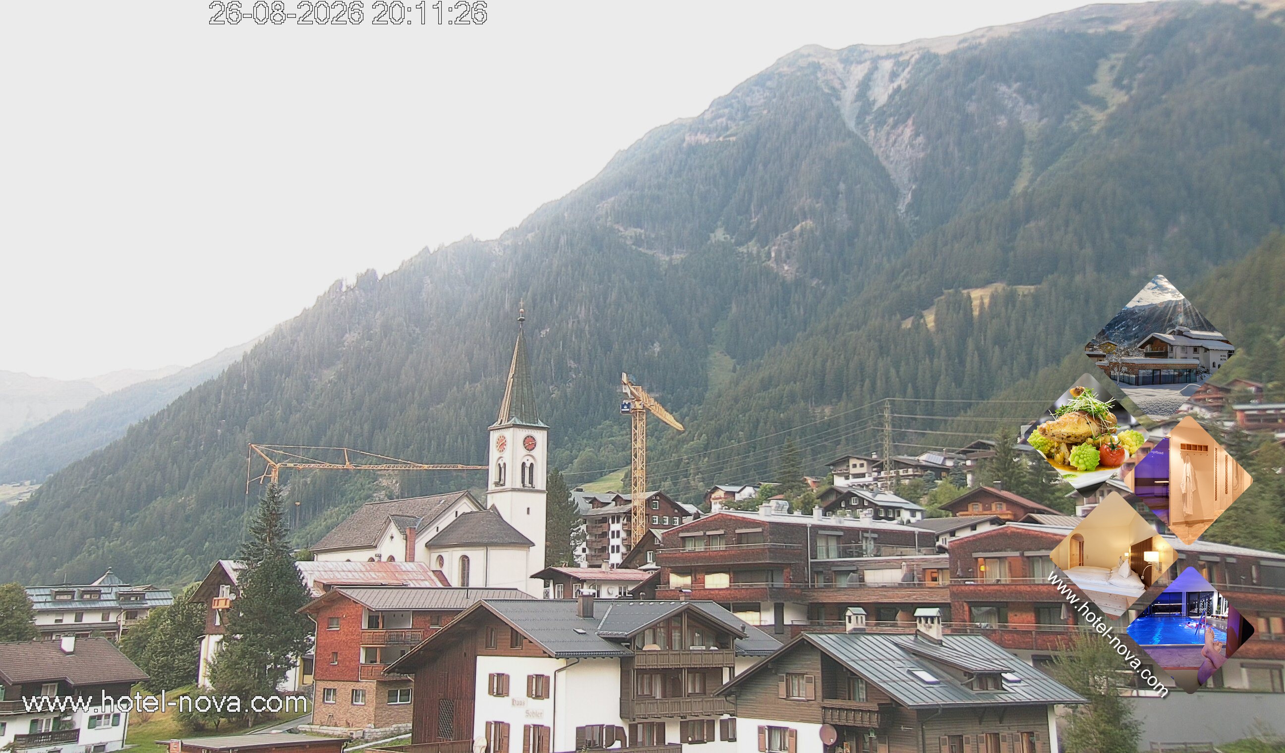 Archiv Foto Webcam Gaschurn Ortszentrum