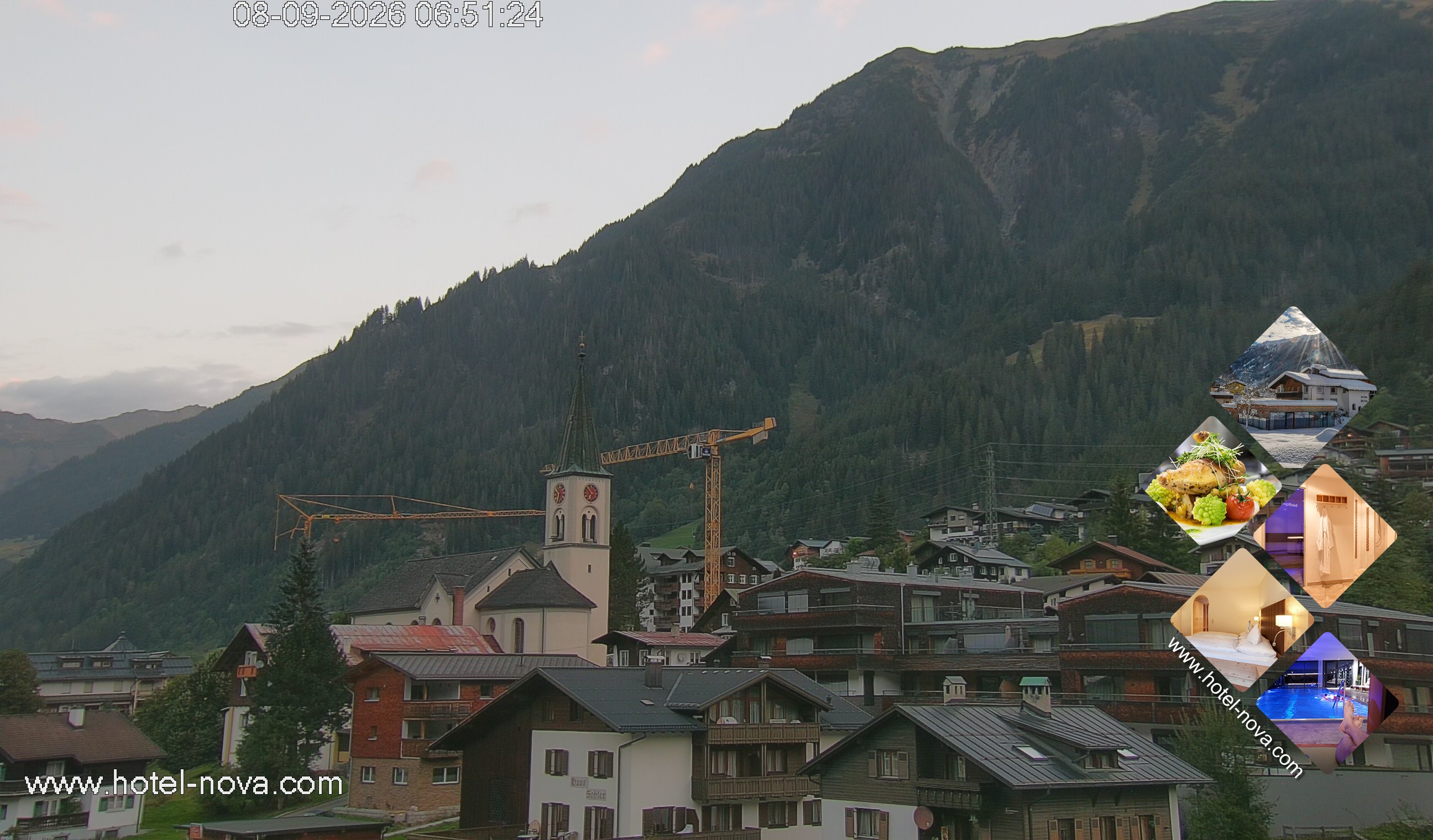 Archiv Foto Webcam Gaschurn Ortszentrum