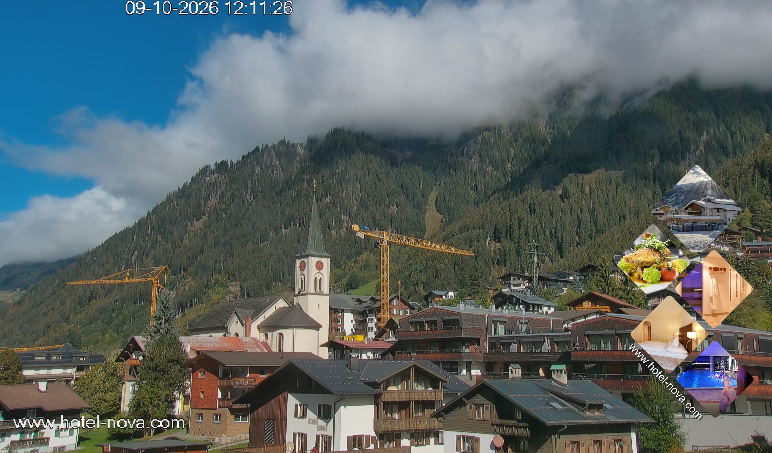 Archiv Foto Webcam Gaschurn Ortszentrum