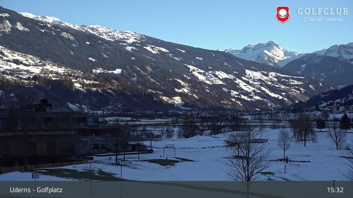 Archiv Foto Webcam Golfplatz in Uderns